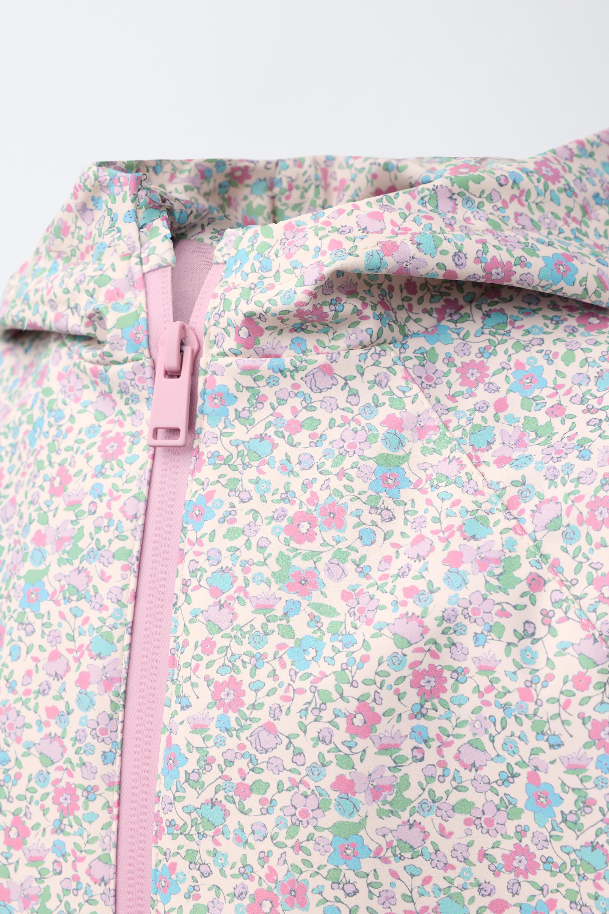 RUBBERIZED FLORAL WATER REPELLENT RAINCOAT